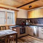 Rauschn 1 Chalet
